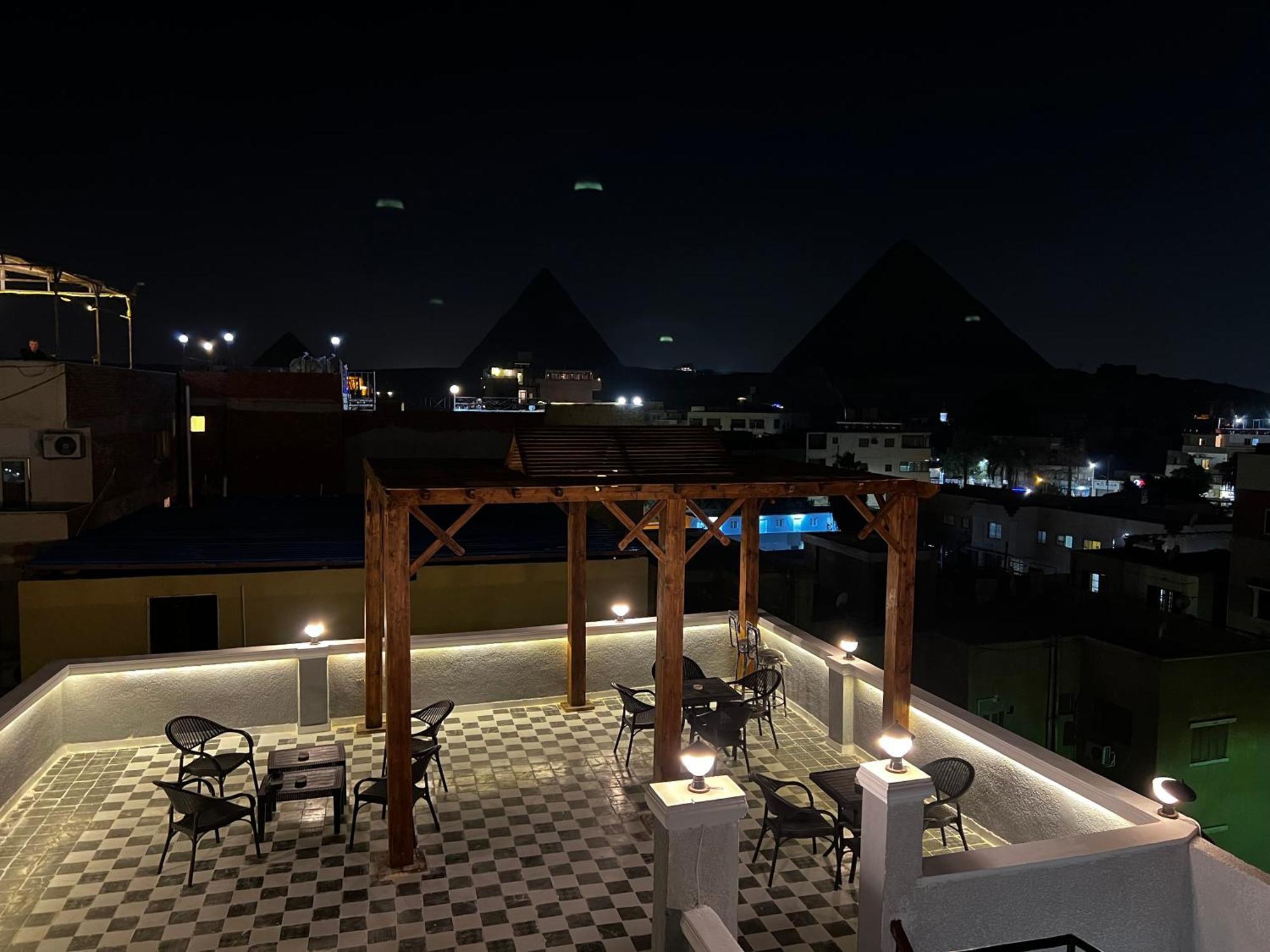 Pyramids Gate Hotel Kafrat al Jabal Exterior photo