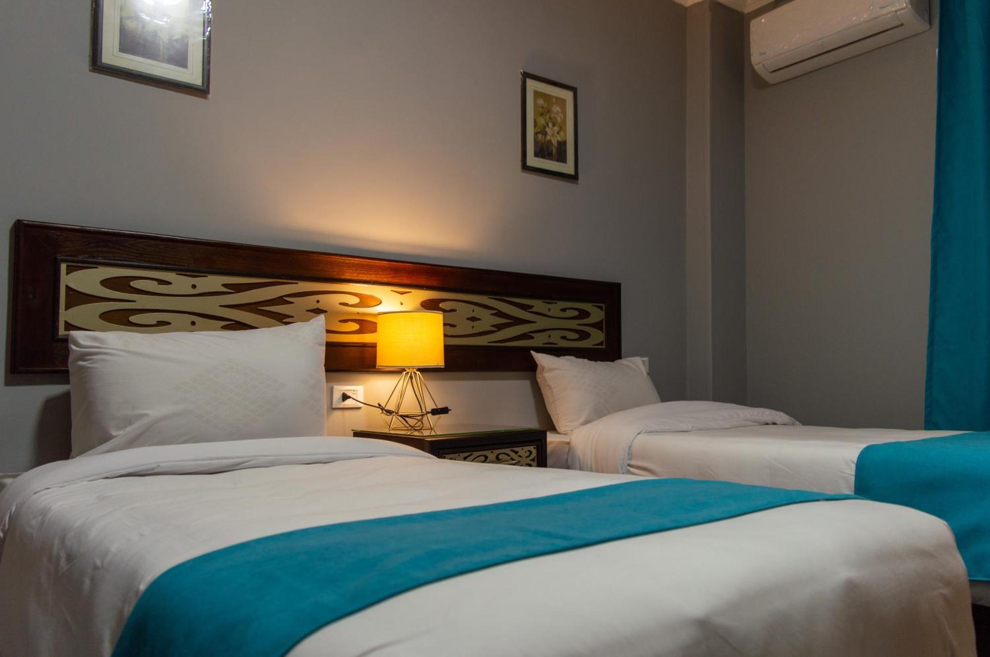 Pyramids Gate Hotel Kafrat al Jabal Exterior photo