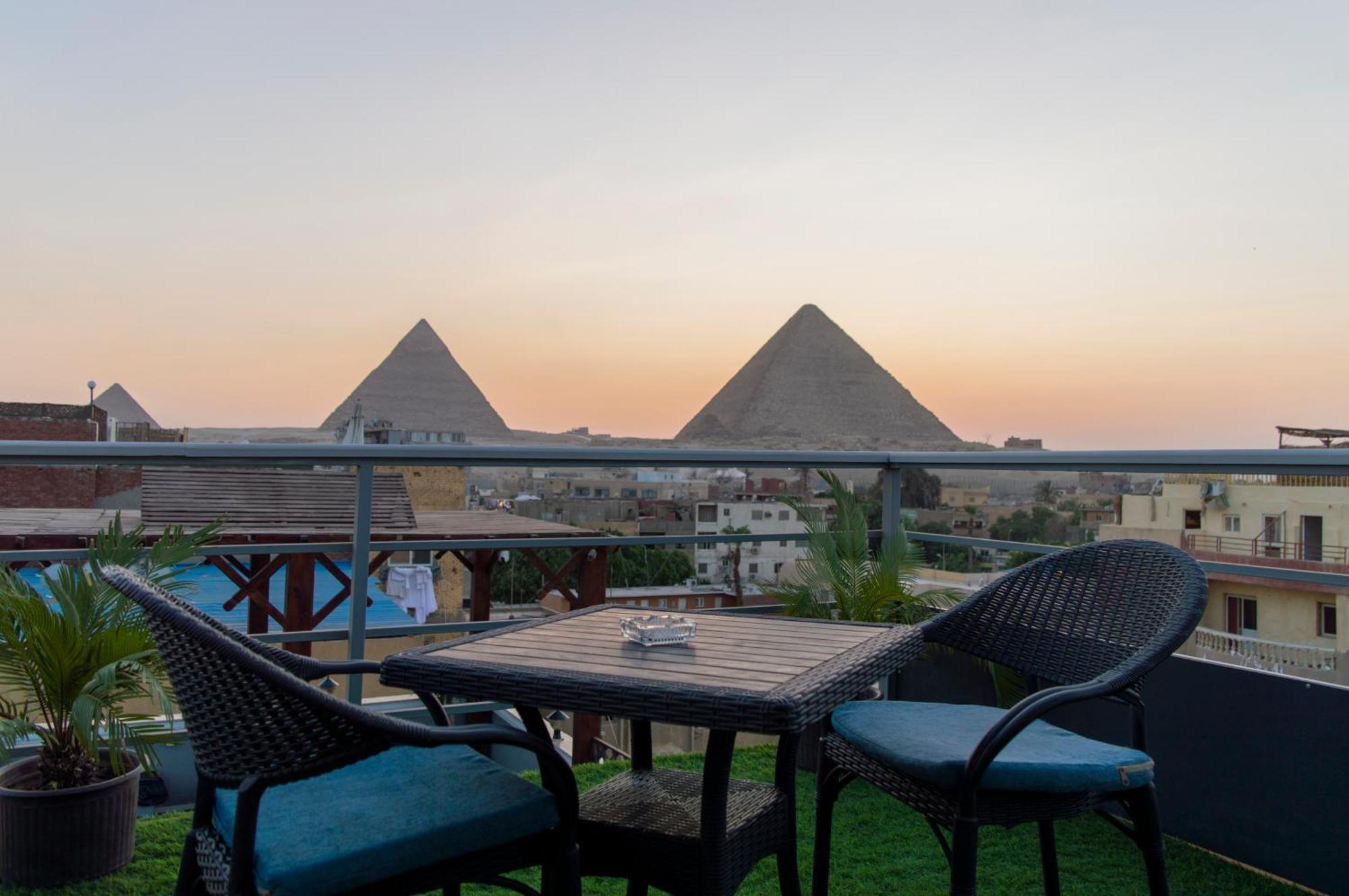 Pyramids Gate Hotel Kafrat al Jabal Exterior photo